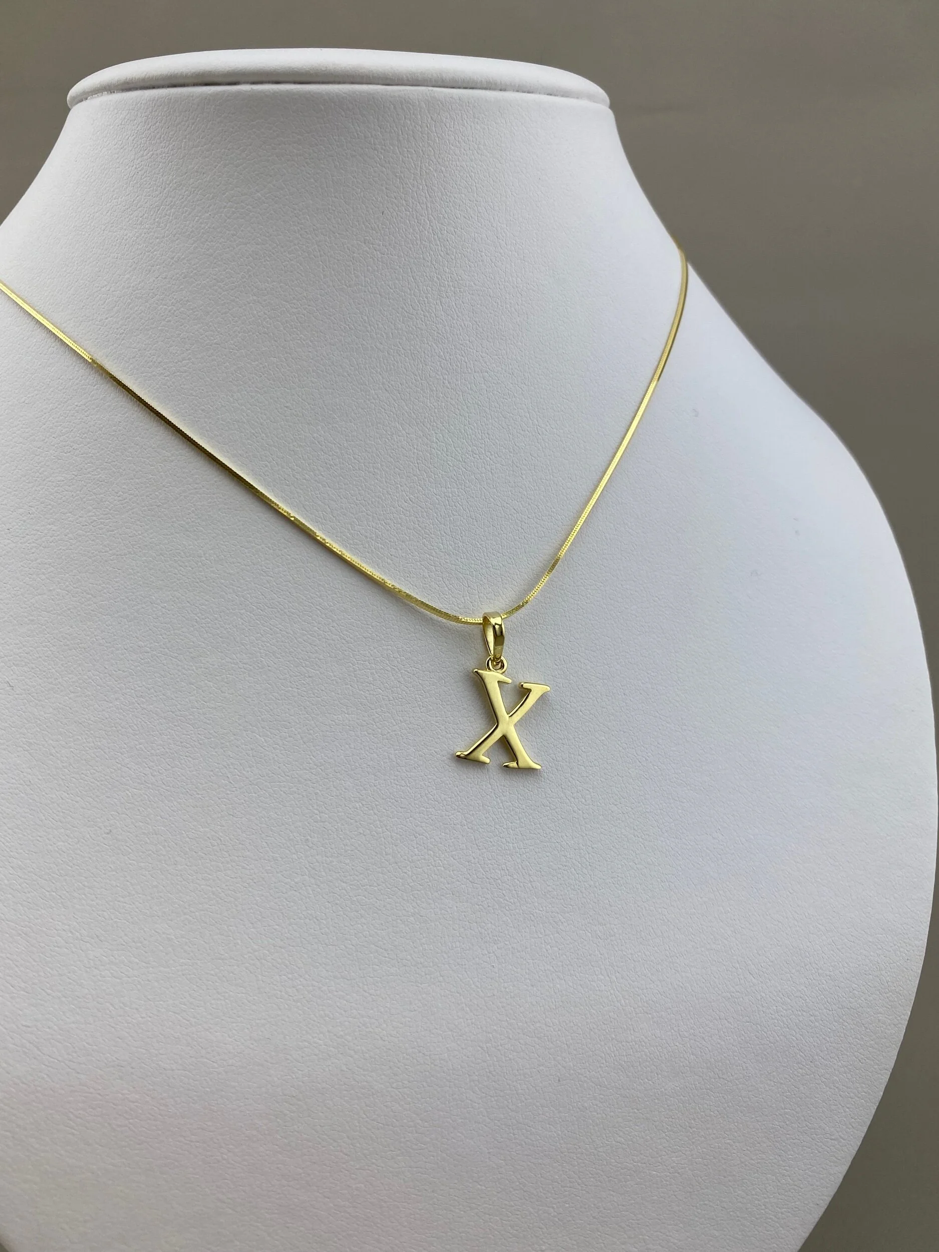 35BA2573-7F15-4CC9-A743-EC44FF683FC8