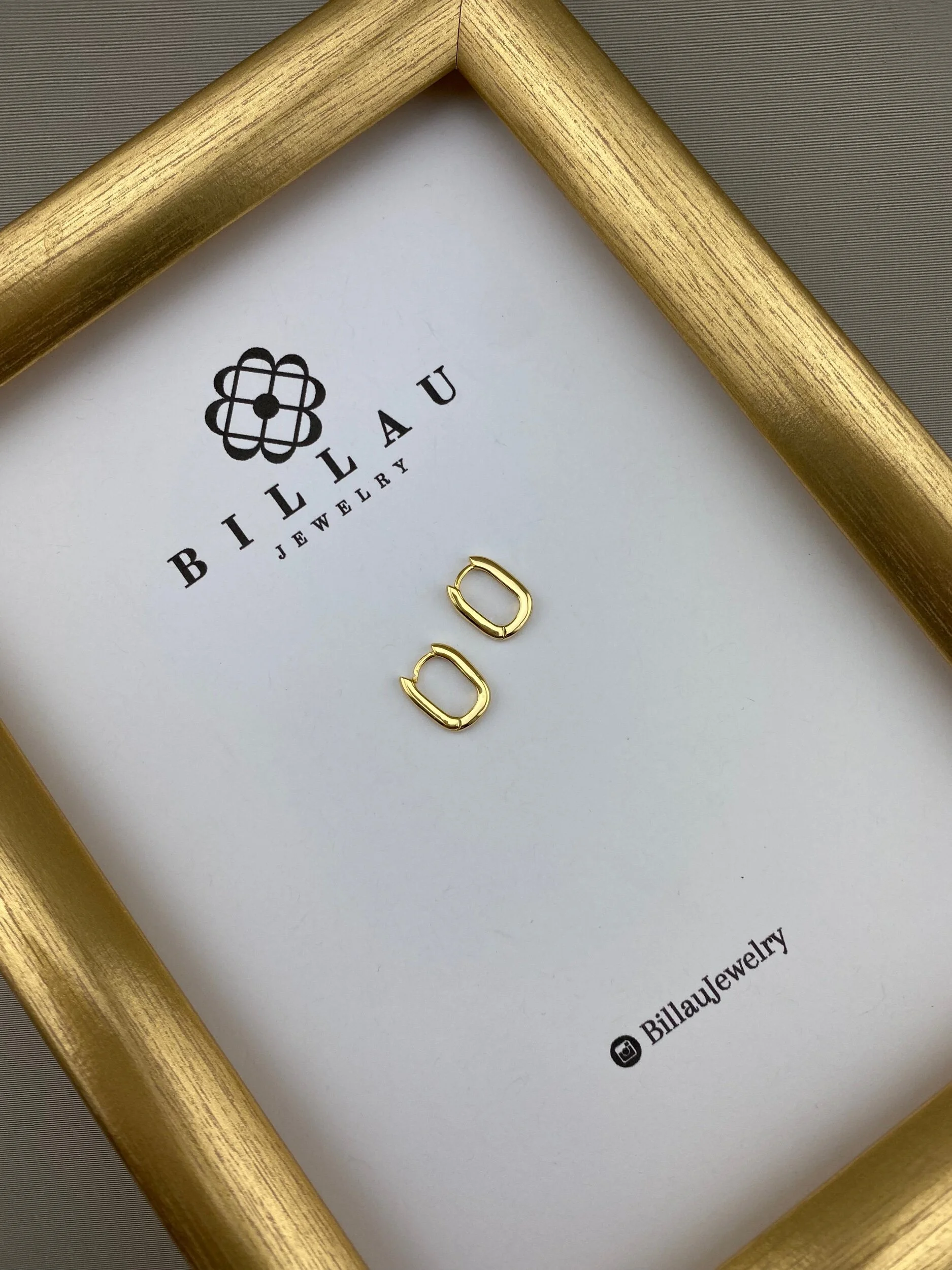 4DD3EF01-B370-4BA2-9A7D-DD0FCBD34937