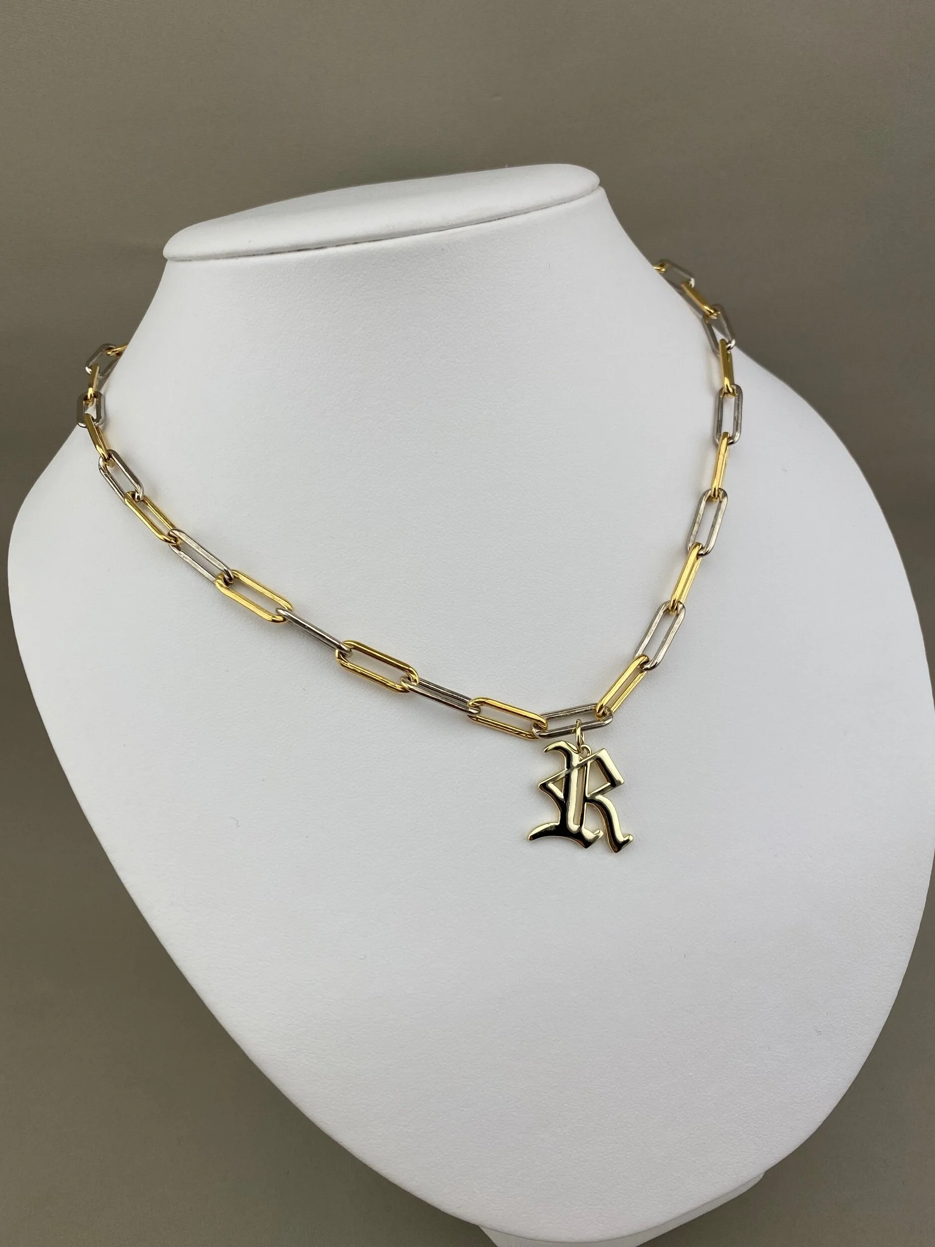 9FA4765C-ED9B-4A28-9451-5857CAC67795