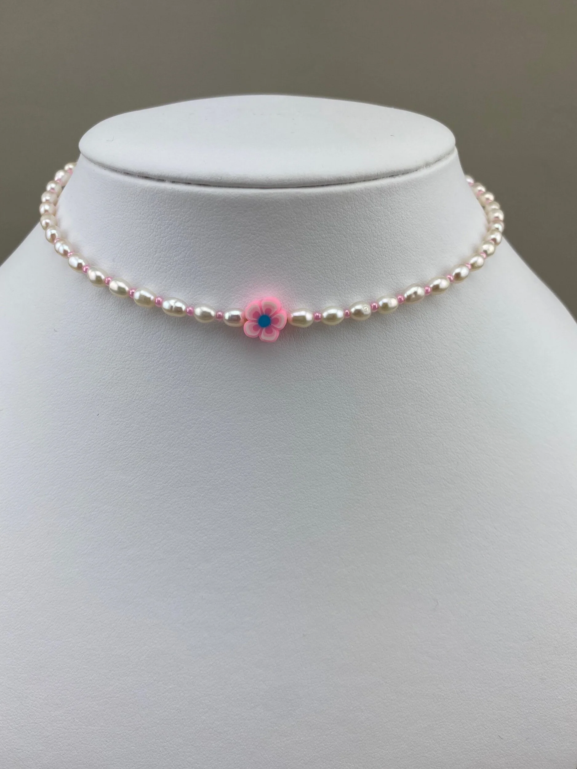 0E706E89-5760-4909-8C3A-3199E42ED35E