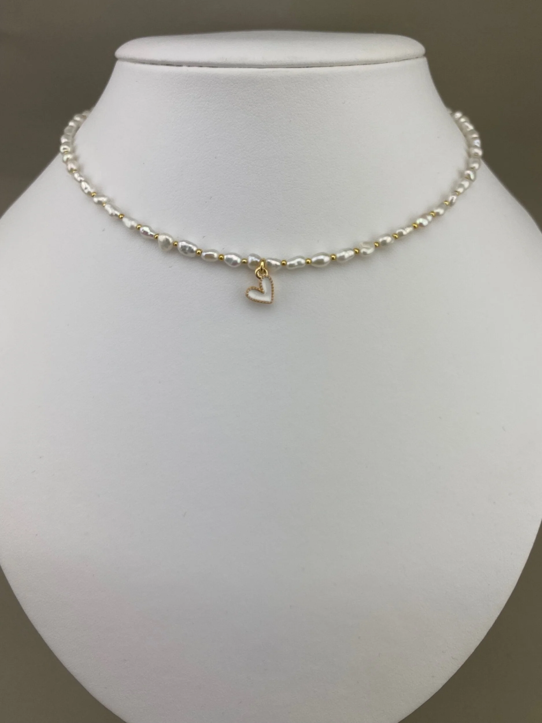 4968785B-4E17-4EE8-ABCF-CB6D30686B78