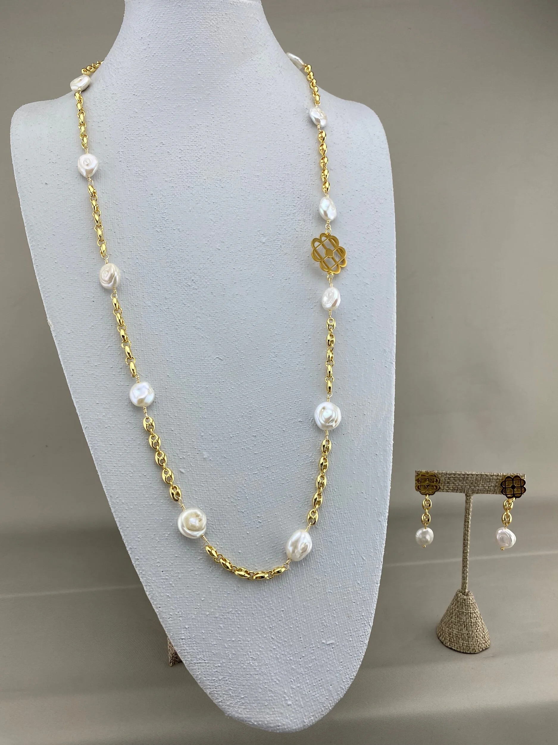 98F71FED-E730-483A-9515-9F6C420701A5