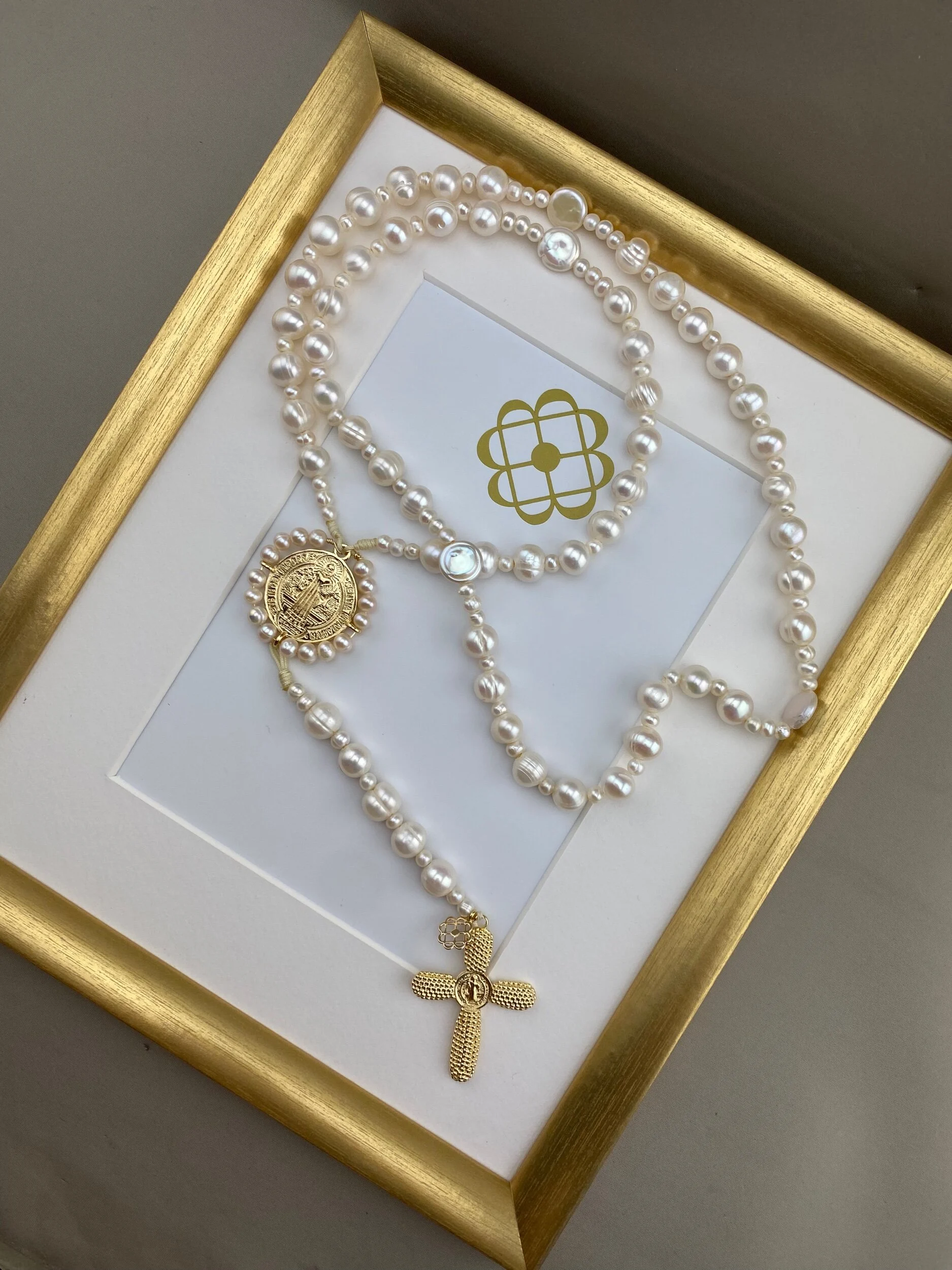 E8AA1B43-F498-4DD9-BD82-3ED8F727D2C7