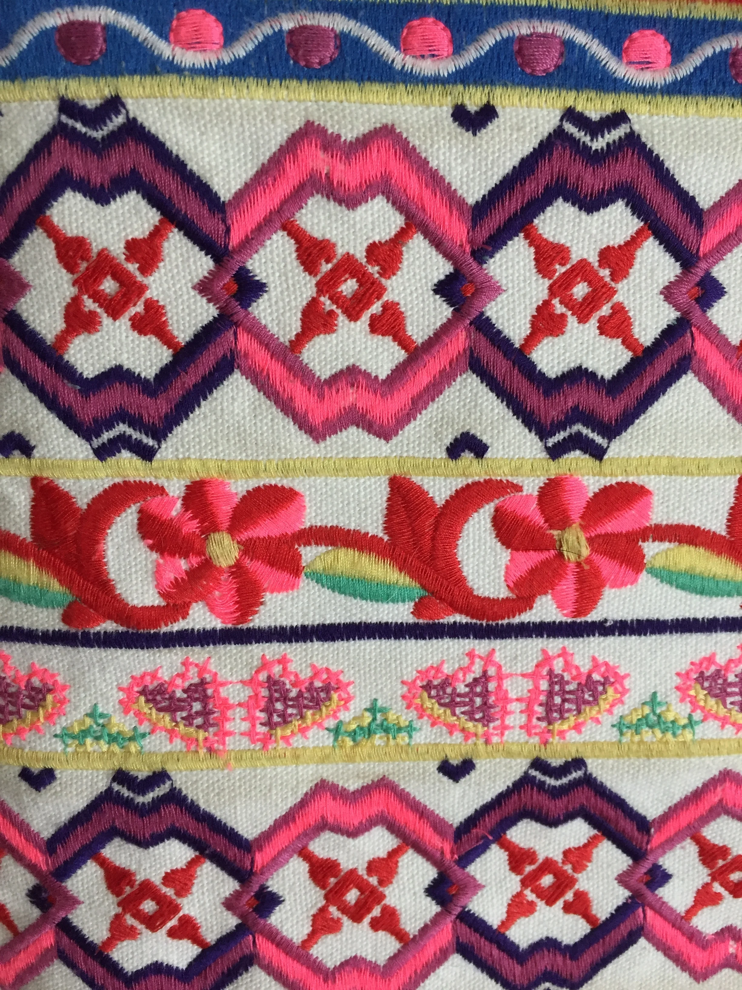 Harper Embroidered Skirt S