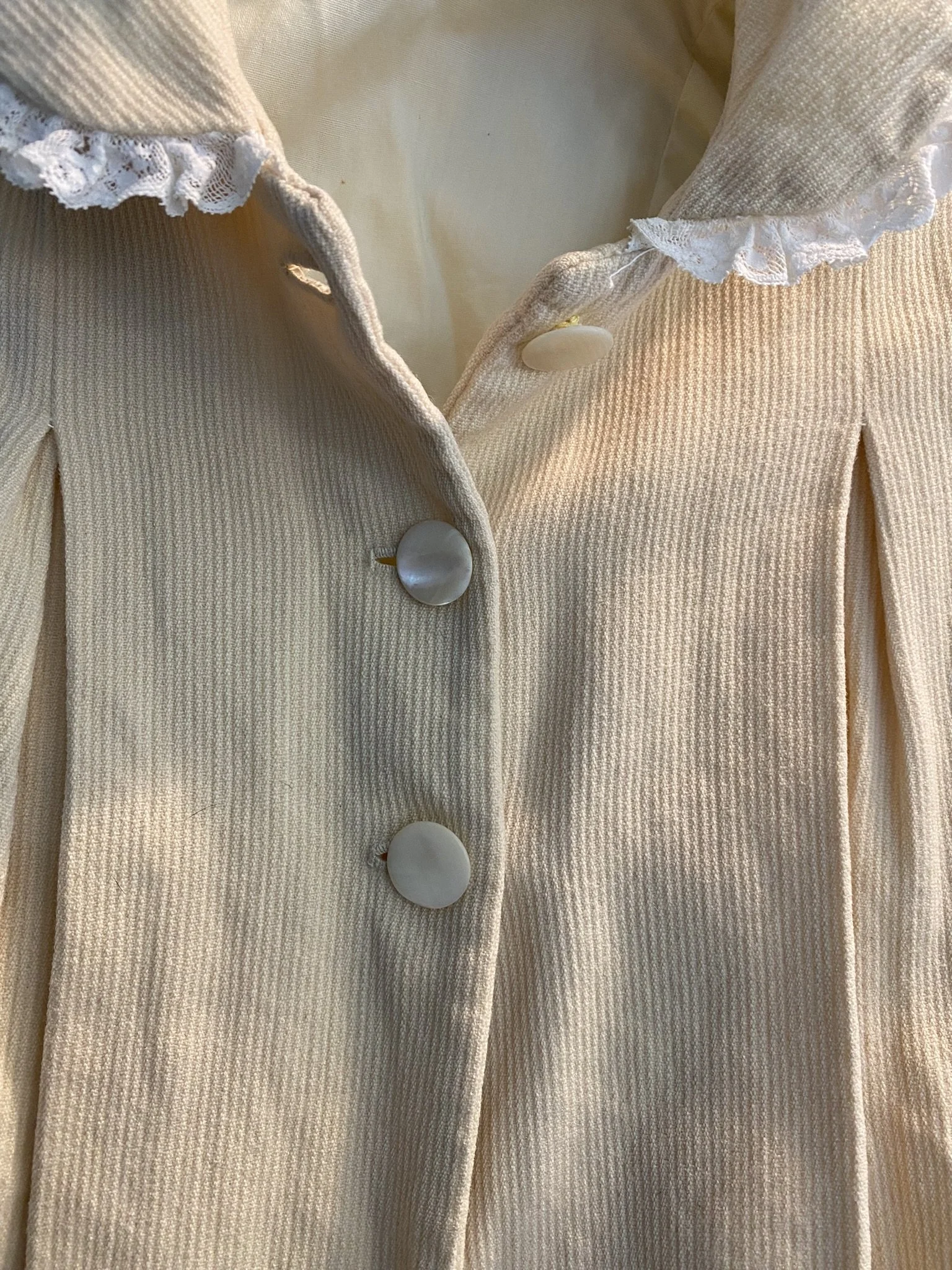 Vintage_Child_Ivory_Corduroy_swing_coat_button_close.JPEG