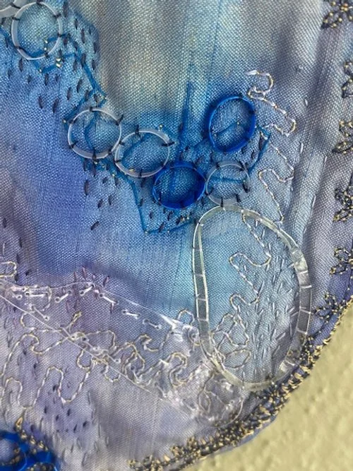 Blue_Hue_Why_Are_you_Crying_Detail2.jpg