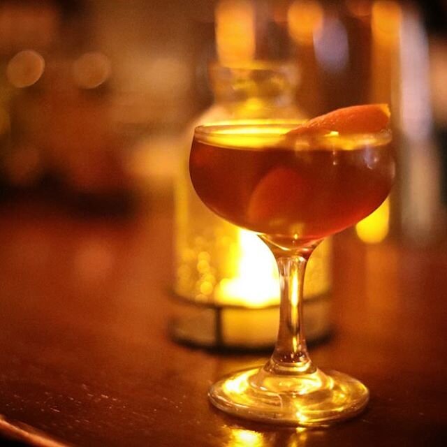 Happy Whiskey Wednesday! Need help whipping up your own cocktails at home? Let us know and we can set you up with one of our bartenders who can walk you through it!
.
.
.
#idlehour #whiskey #whiskeywednesday #cocktails #happyhour #socialdistancing #v