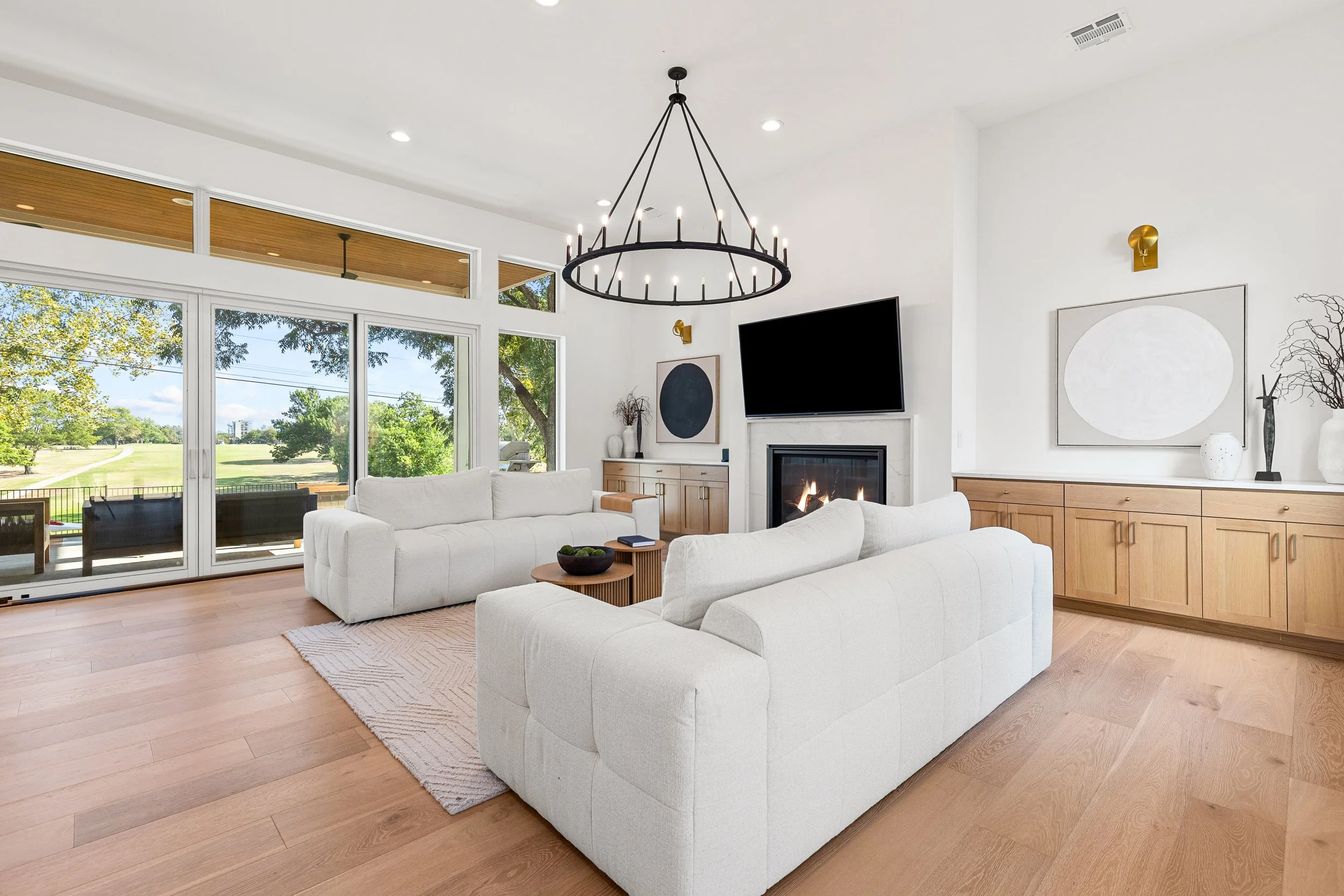 elucidate estates - 5702 penick dr-111.jpg