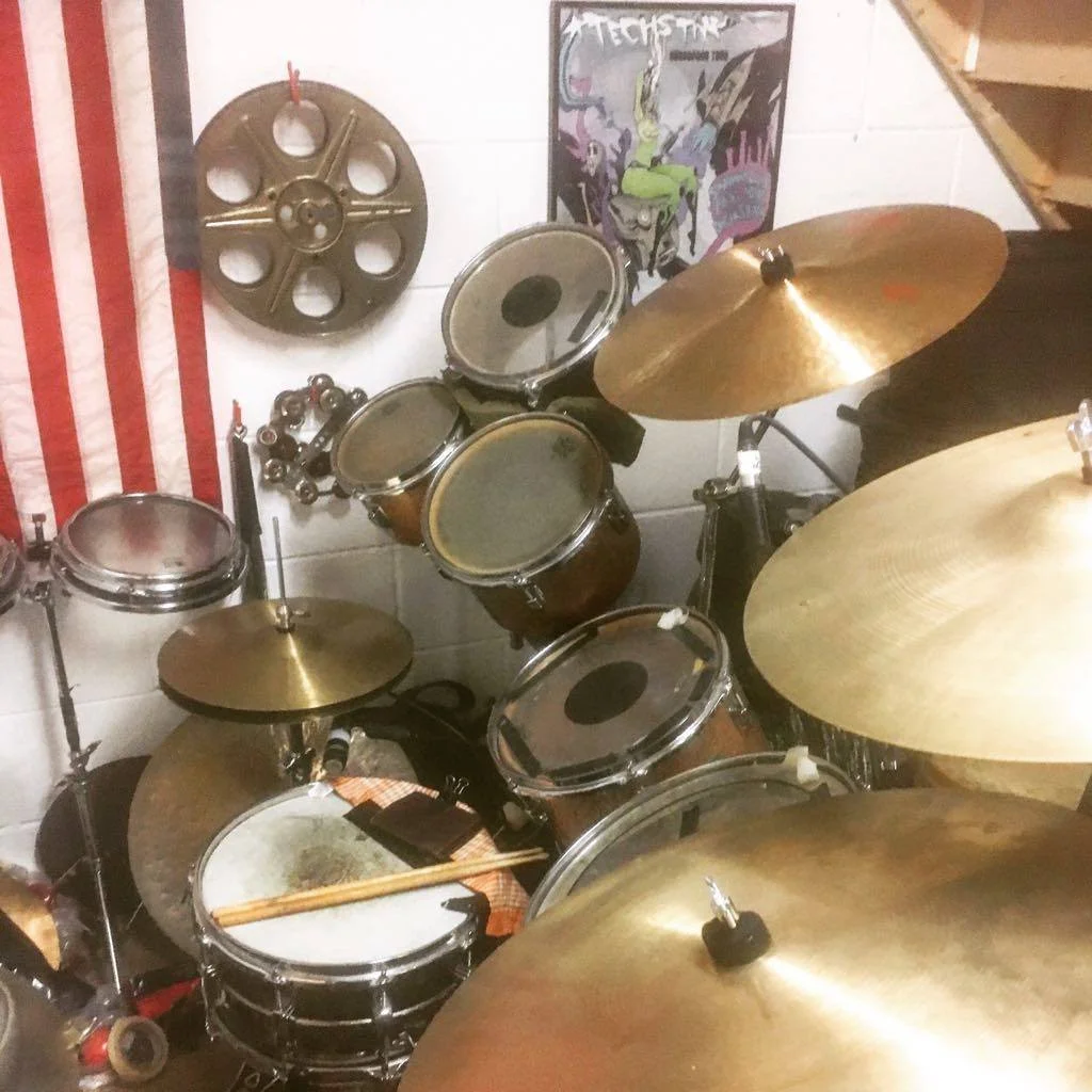 My Drums It is a motley collection of mostly 60’s Ludwig’s with a Premier floor tom. Even though the kit is a hodgepodge, it sounds like a perfect ensemble. The heads are all old AF and the toms are all single headed. The cymbals are mostly 60’s Paiste Formula 602 with the odd 60’s Zildjian & an early 80’s 19” 2002 crash. Vintage brass for the win.