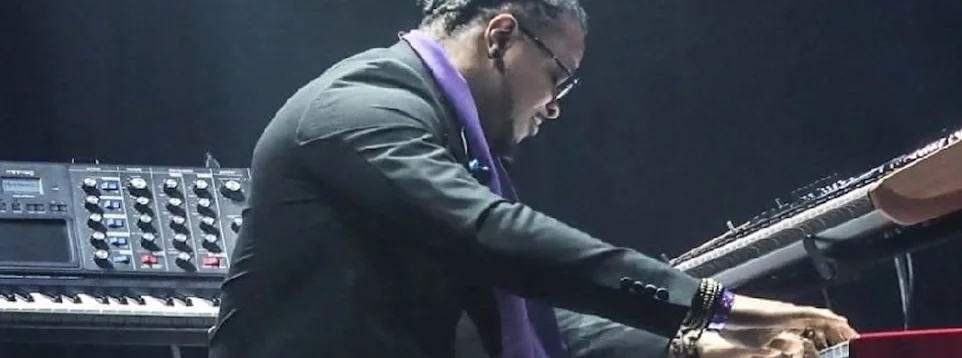 Xavier Taplin_Banner.jpg