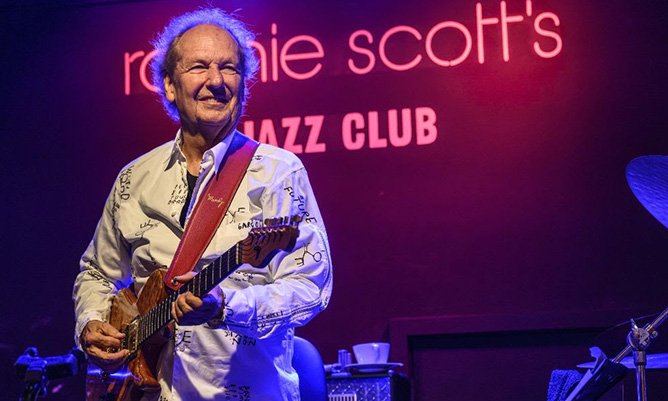 Lee Ritenour