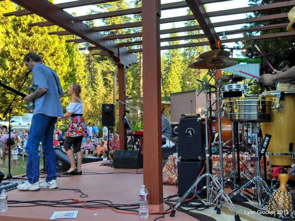 Park at Cedar Center - Arnold (Local Musicians) Address: Cedar Center Shopping Center in Arnold