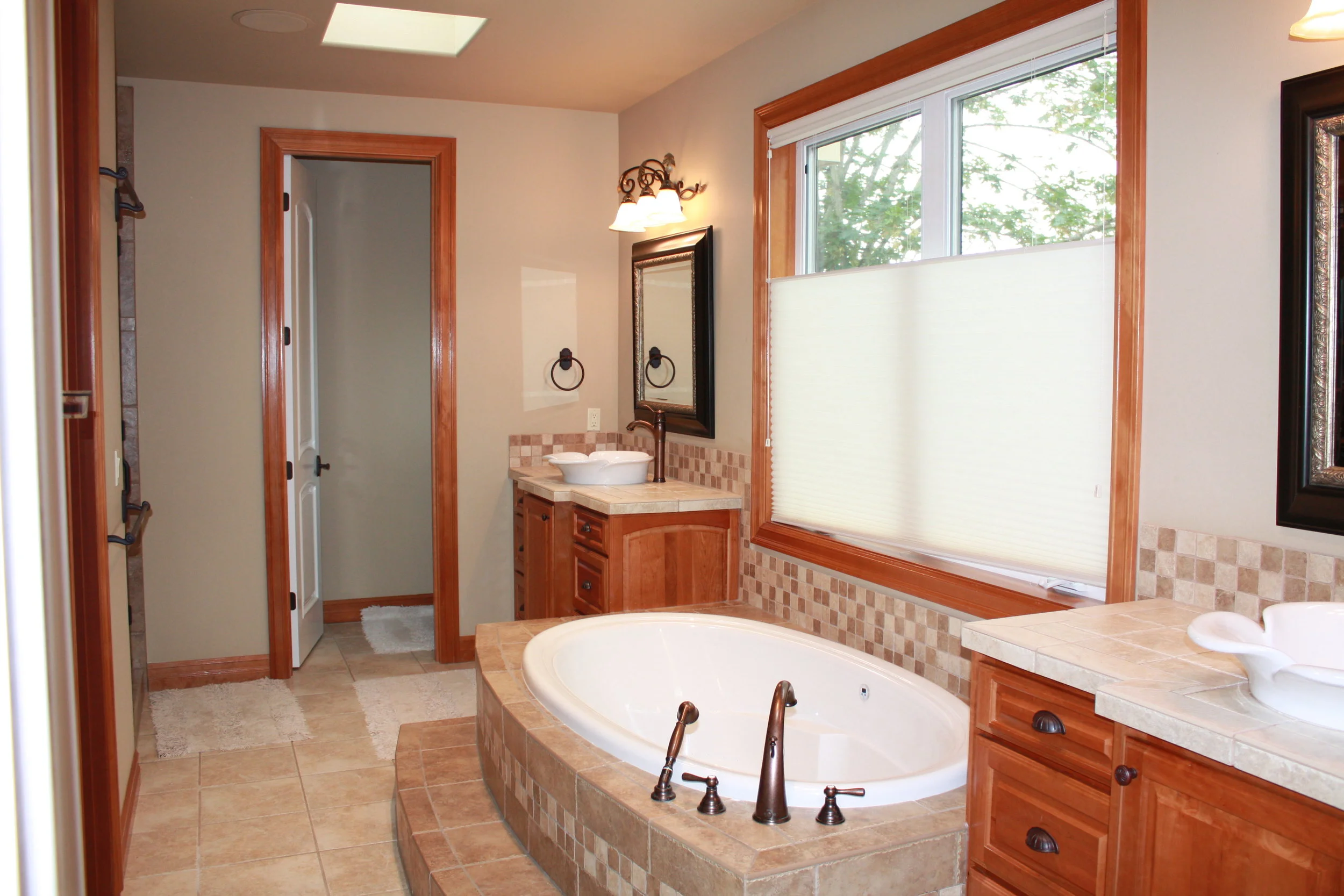 best master bath a.JPG