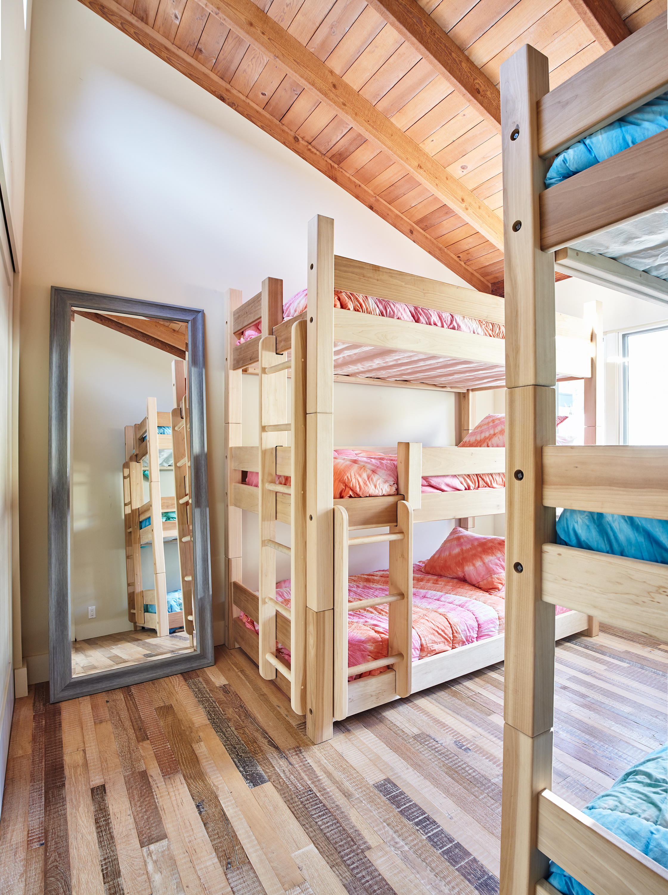 bunks_2.jpg