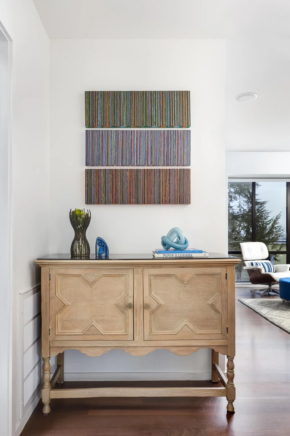 Living Room White Modern Jennifer Gustafson SF Bay Designer