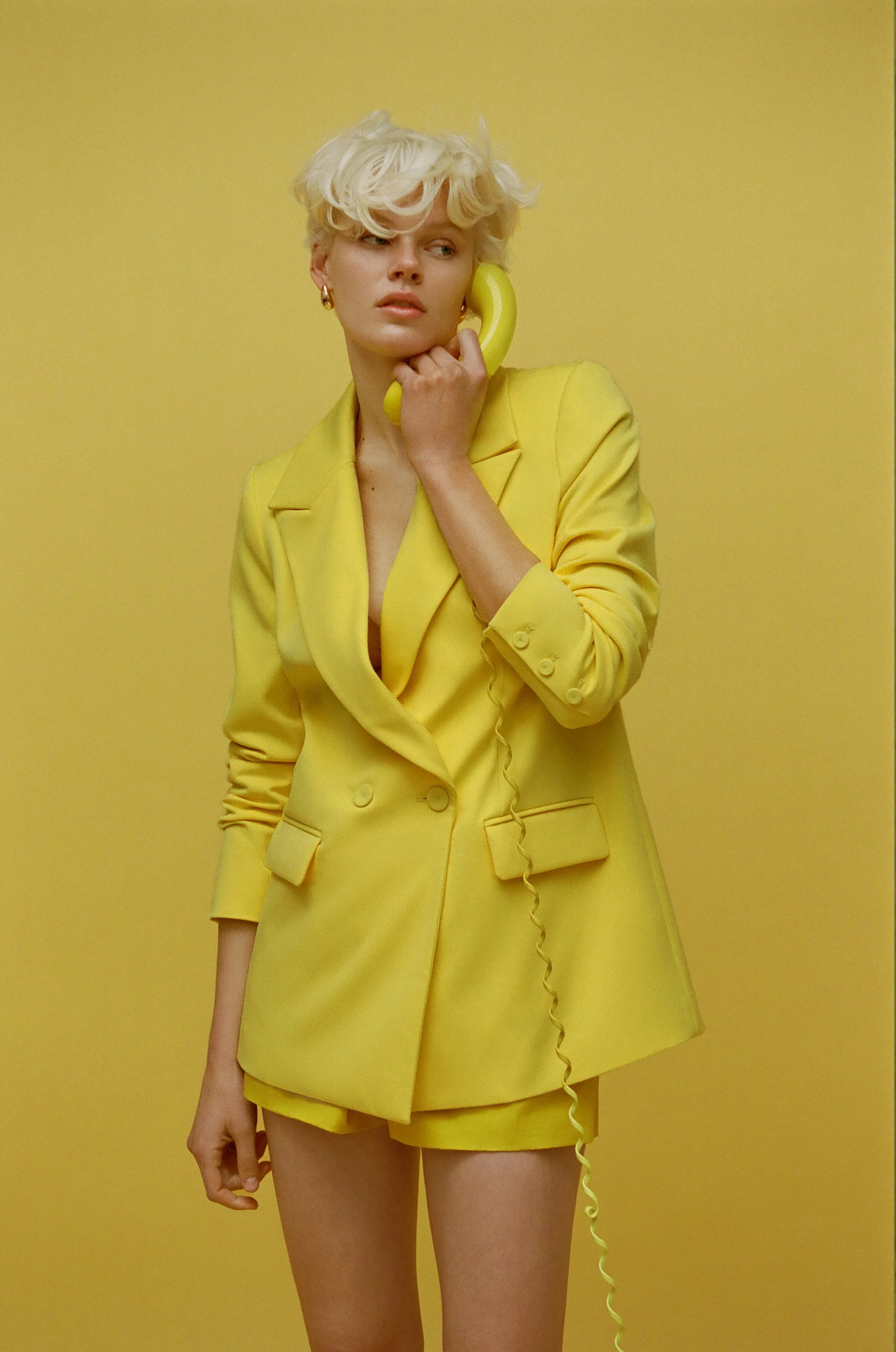 ANTMAY23_CARA_SummerSmart_Look05_180004_post_AB_jrt.jpg