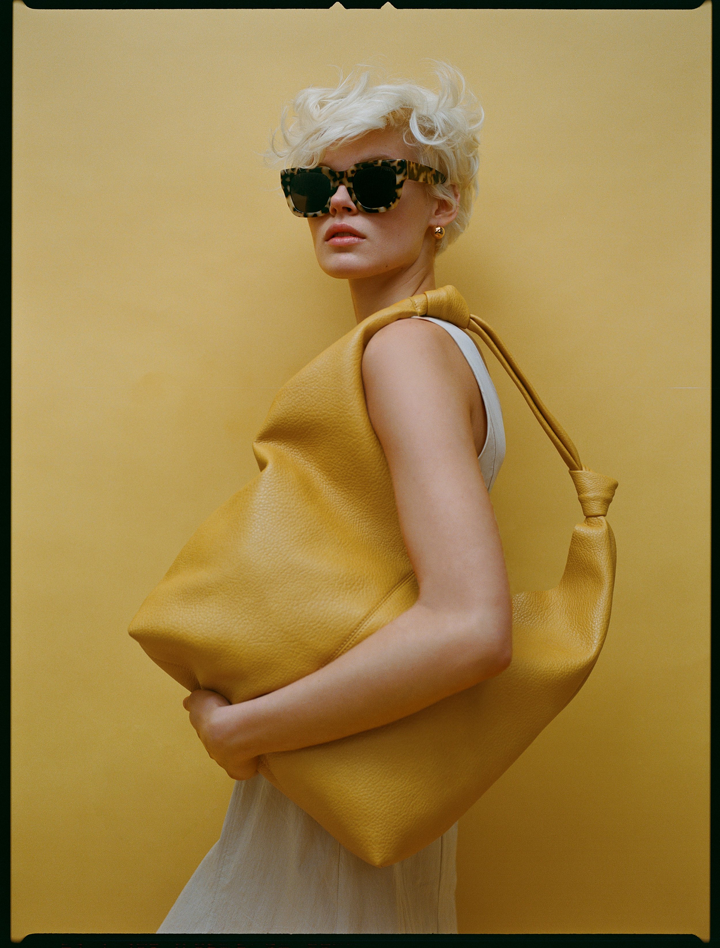ANTMAY23_CARA_SummerSmart_Look12_130007_post_AB_jrt.jpg