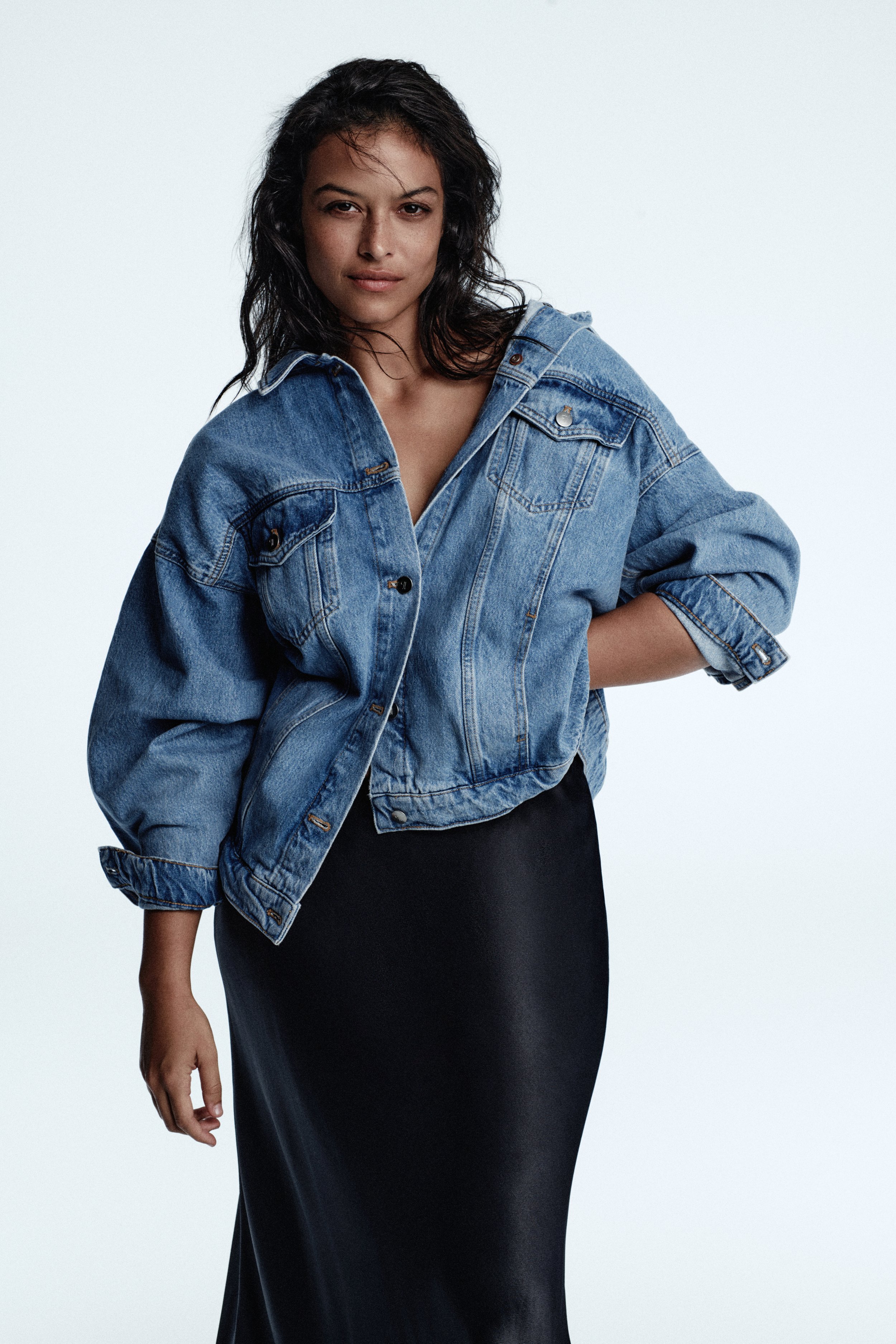 FEB24_Denim_DEVYN_S05_0444_post_AB.jpg
