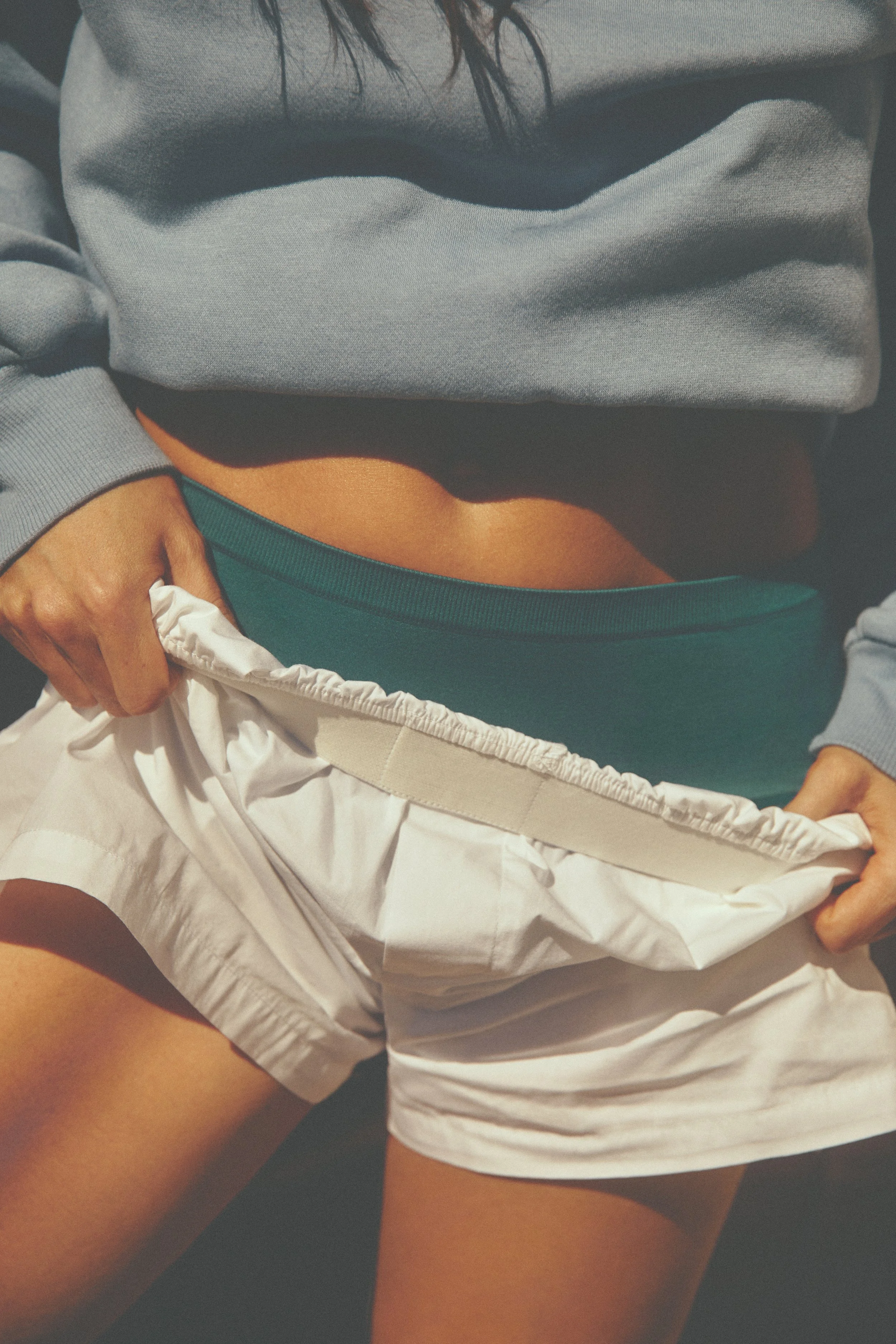 DEC23_JESS_Wellness_Look08_0975_post_DF.jpg