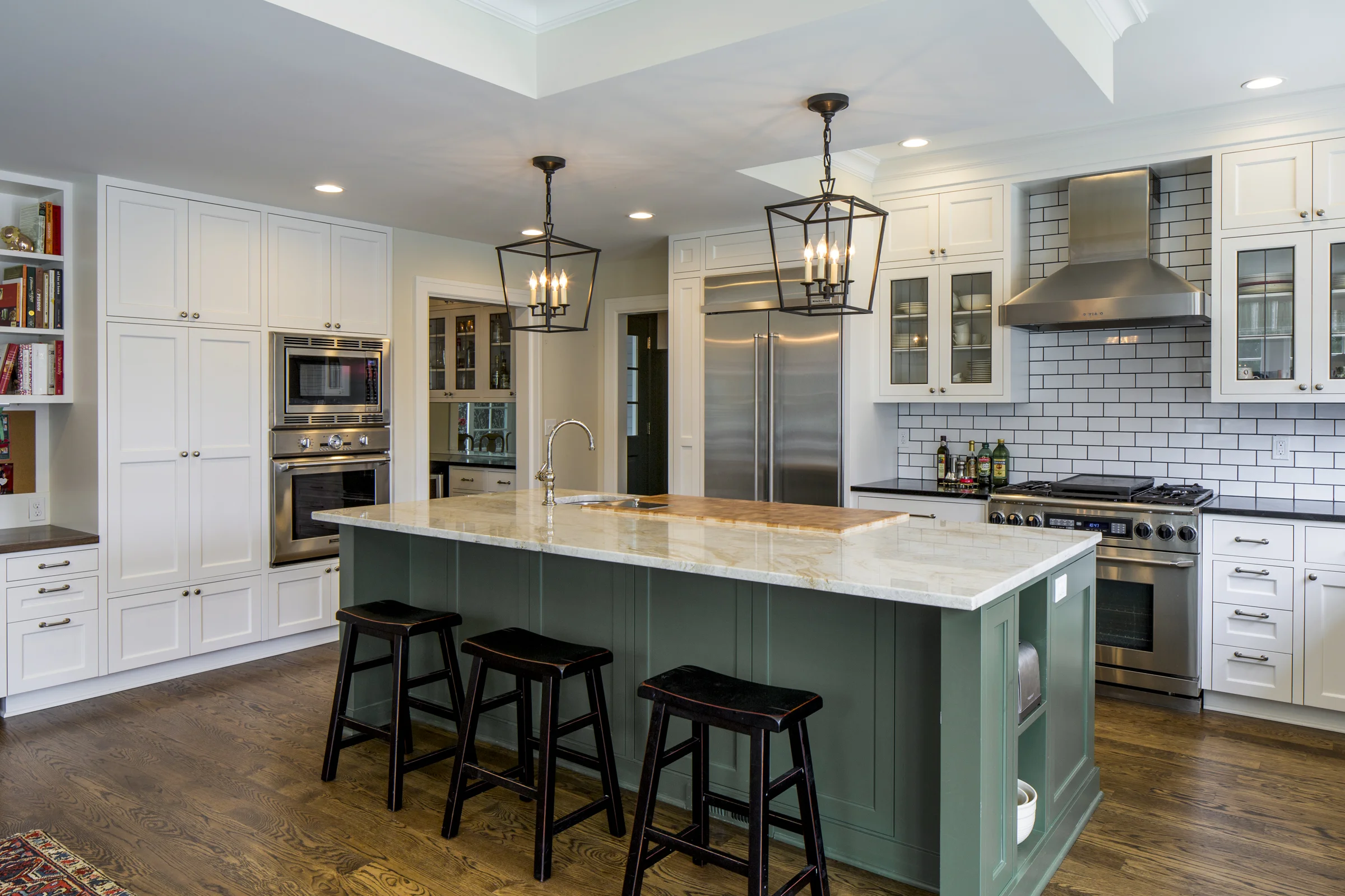 Open Kitchen with Large Central Island