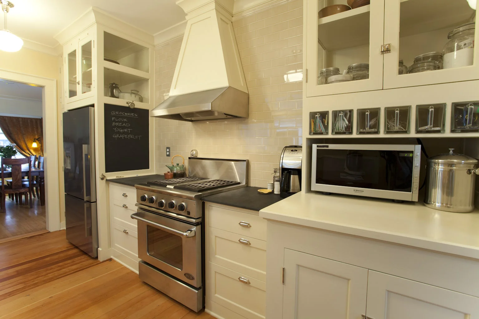 Ramos_Kitchen_13.jpg