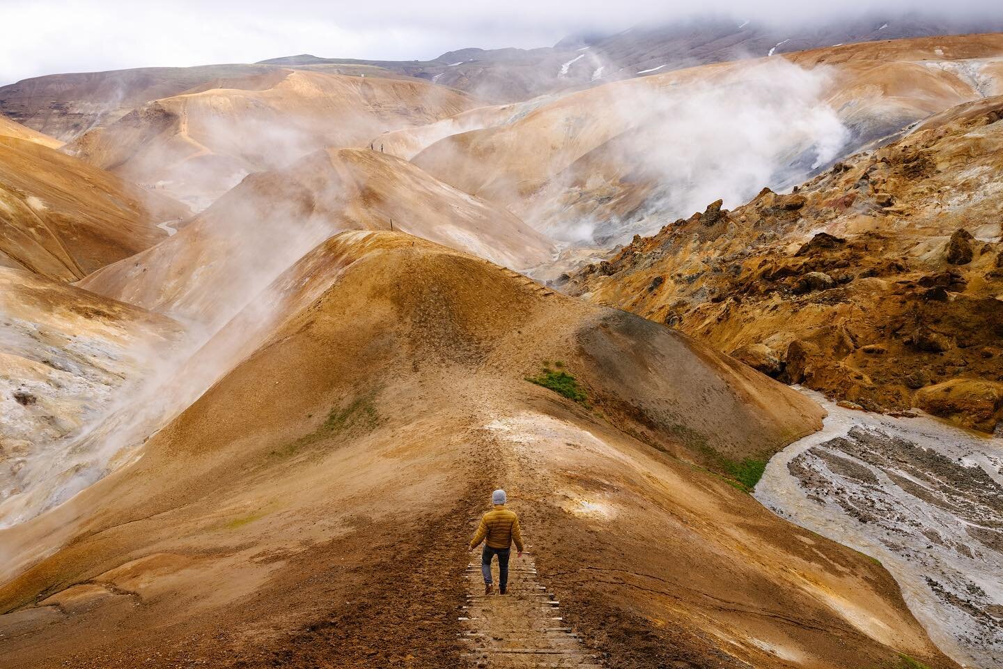 Can&rsquo;t get enough of Iceland?  Want to get off the tourist trail?  Head into the Highlands and make your way north to Lake Myvatn and the epicenter of whale watching in the north. Tips and guide in the link in bio. 
~
Slides:
1) #Kerlingarfj&oum