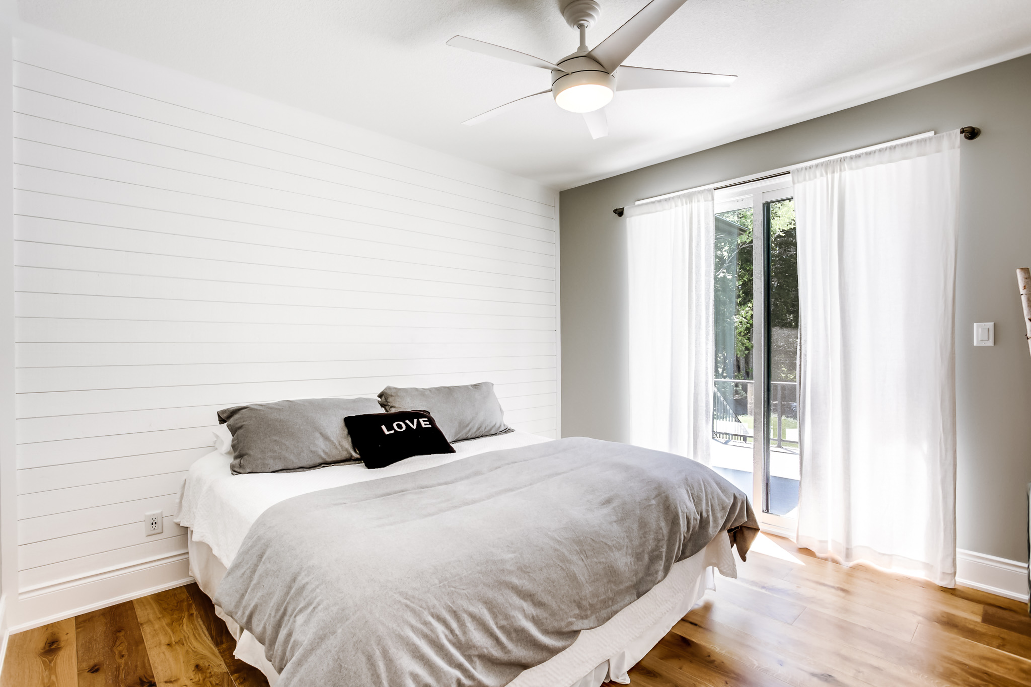 053-VanderMeer-Homes-websize-1730.jpg