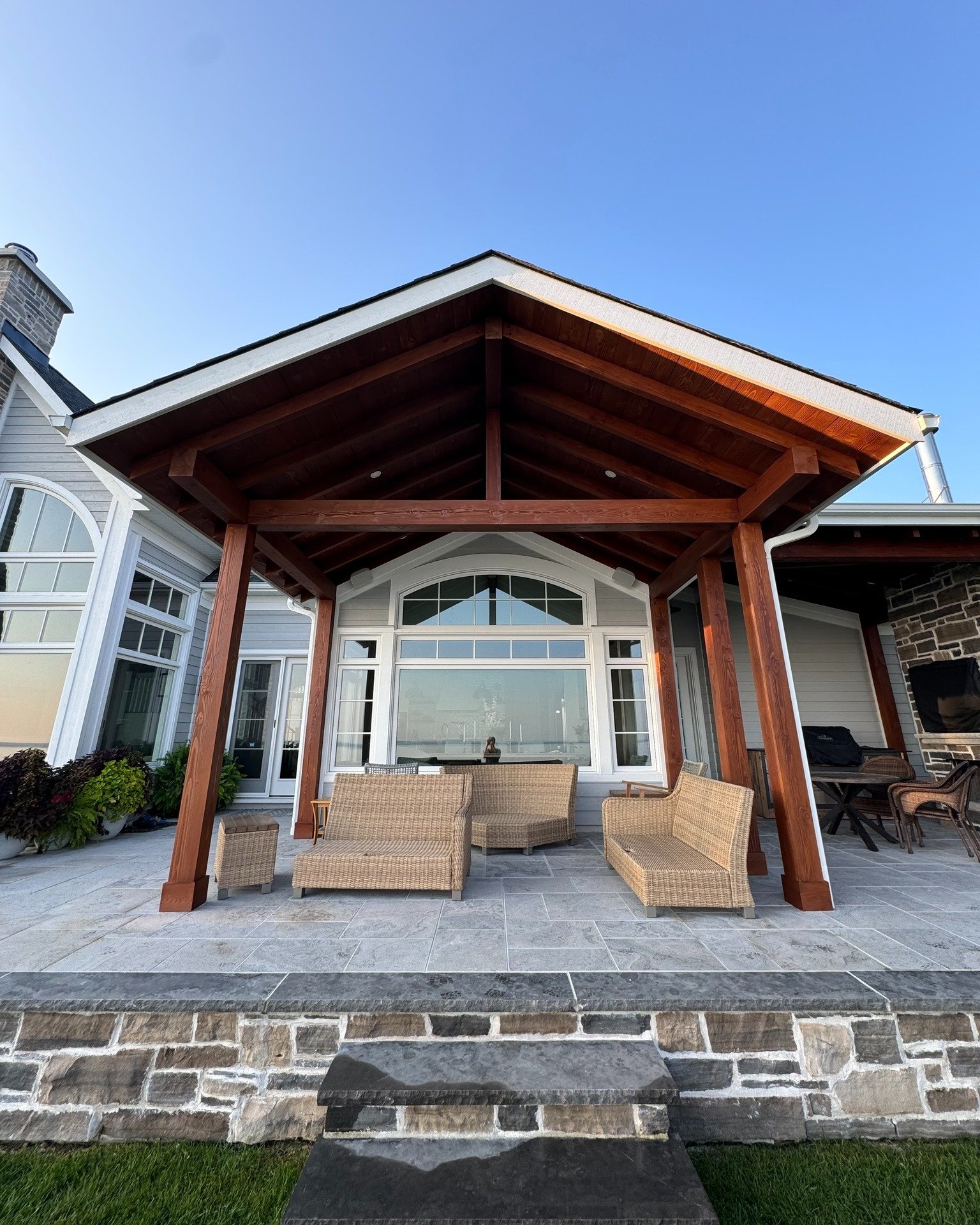 Douglas fir Timbers and ceiling boards sand blasted and stained to perfection. 👌 Clients chose to do the entire ceiling. The wood ceiling makes the space feel warm and intimate. A great place to cozy up for those summer sunrises! 🌅
.
.
.
.
.
.
 #cu