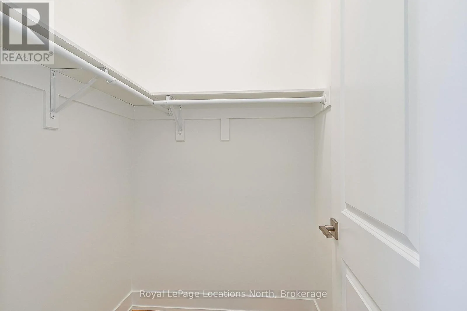 s12465351_28.jpg