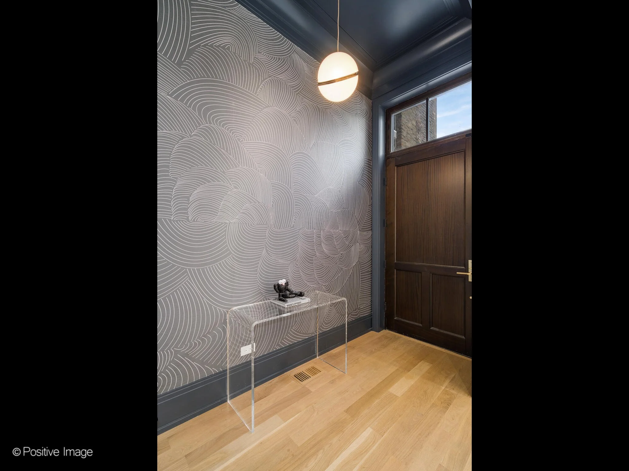 2107 N Cleveland Ave Chicago IL 60614 USA-002-012-0002-MLS_Size.jpg