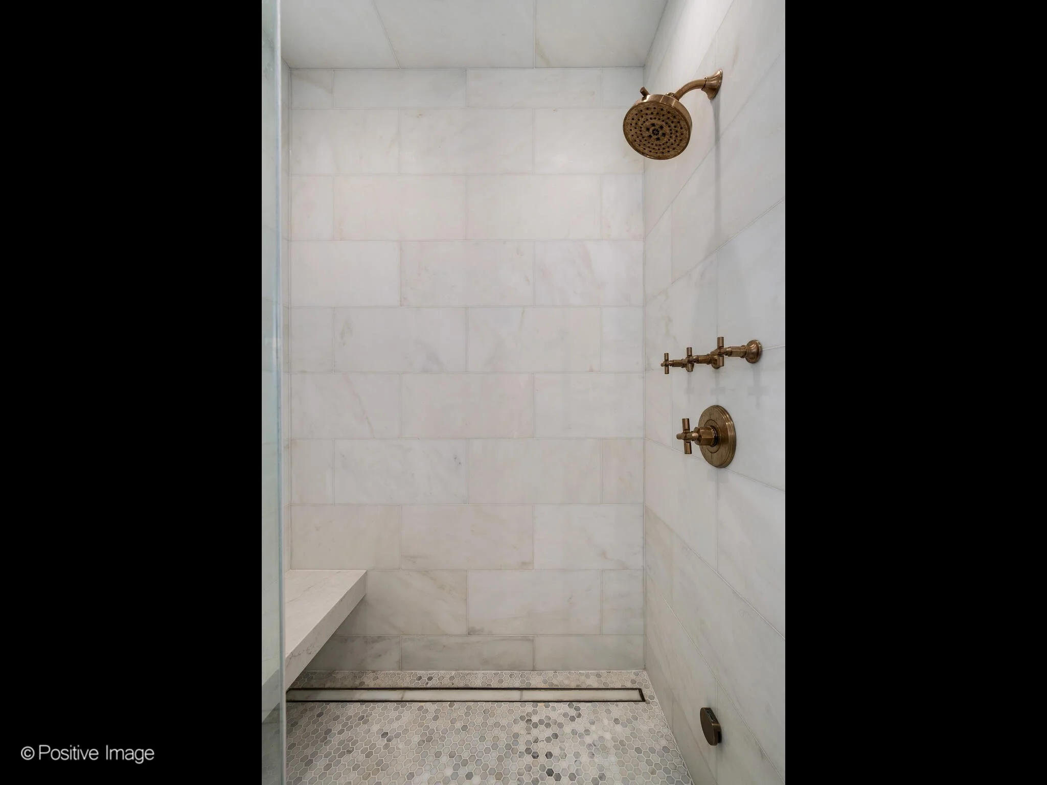 2107 N Cleveland Ave Chicago IL 60614 USA-038-021-0038-MLS_Size.jpg