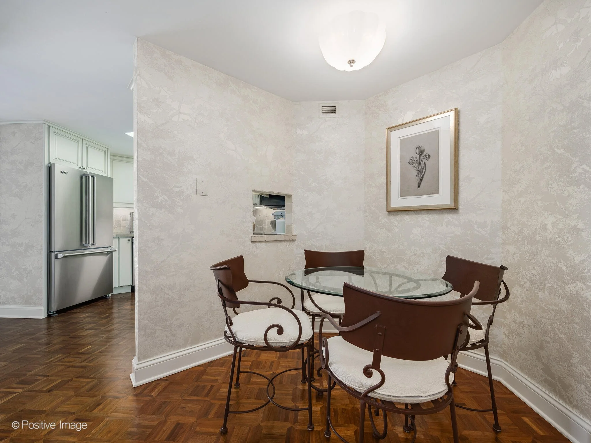 950 N Michigan Ave Unit 2305 Chicago IL 60611 USA-016-031-0015-MLS_Size.jpg