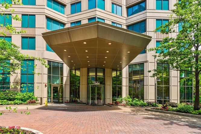 400 N La Salle Dr Apt 2312-small-002-019-058-666x444-72dpi.jpg