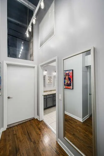 1224 W Van Buren St Apt 212-small-018-001-0016-334x500-72dpi.jpg