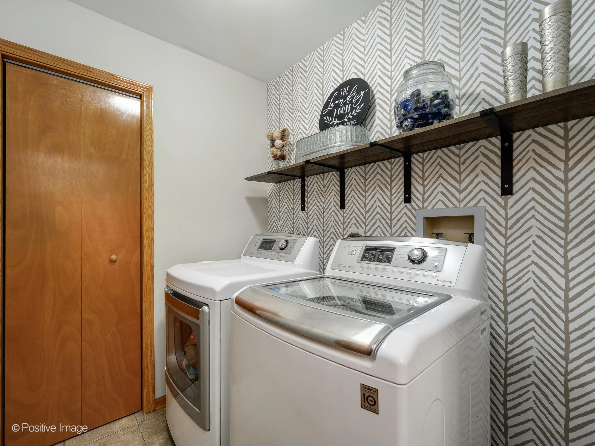 19543 Division St Mokena IL 60448 USA-021-017-0021-MLS_Size.jpg