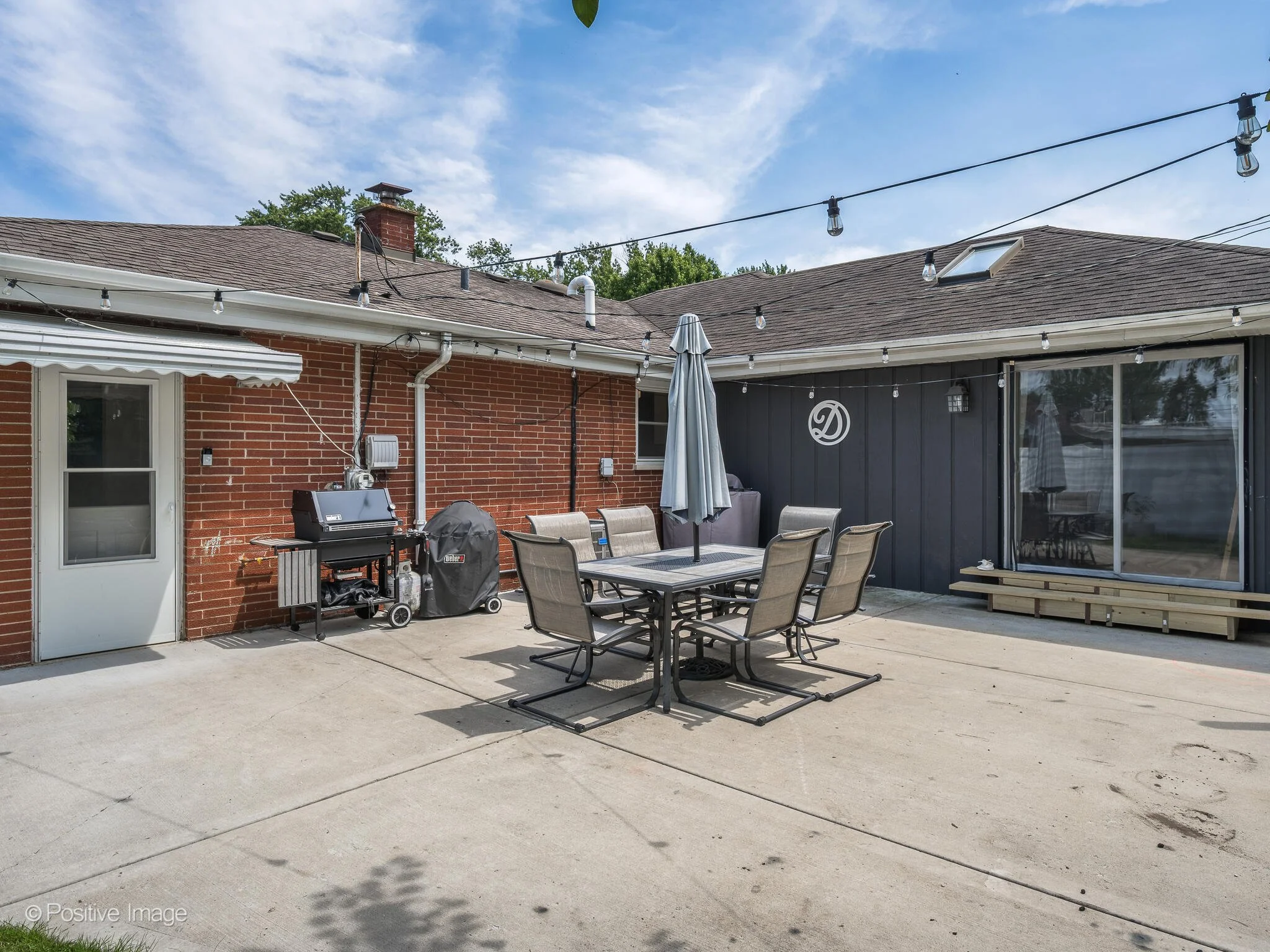 12424 S Moody Ave Palos Heights IL 60463 USA-022-024-0022-MLS_Size.jpg