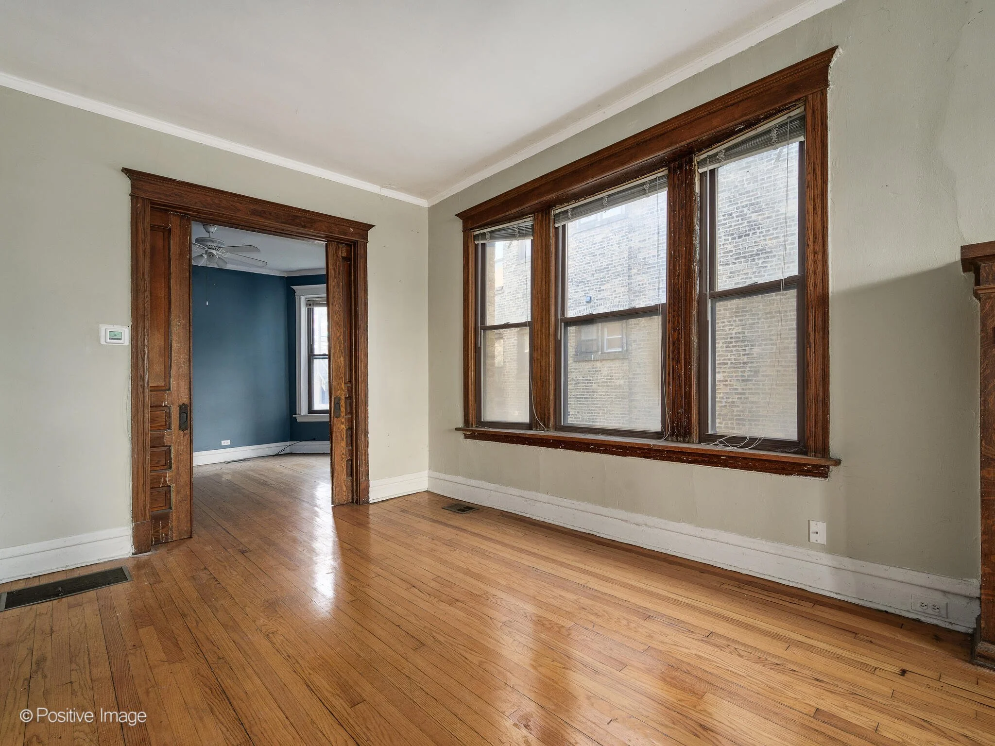 4841 N Kenmore Ave Chicago IL 60640 USA-007-009-0007-MLS_Size.jpg