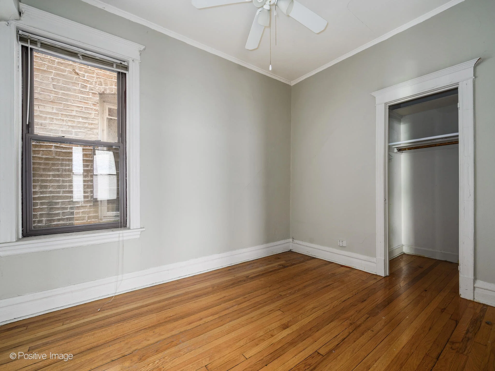 4841 N Kenmore Ave Chicago IL 60640 USA-014-014-0014-MLS_Size.jpg