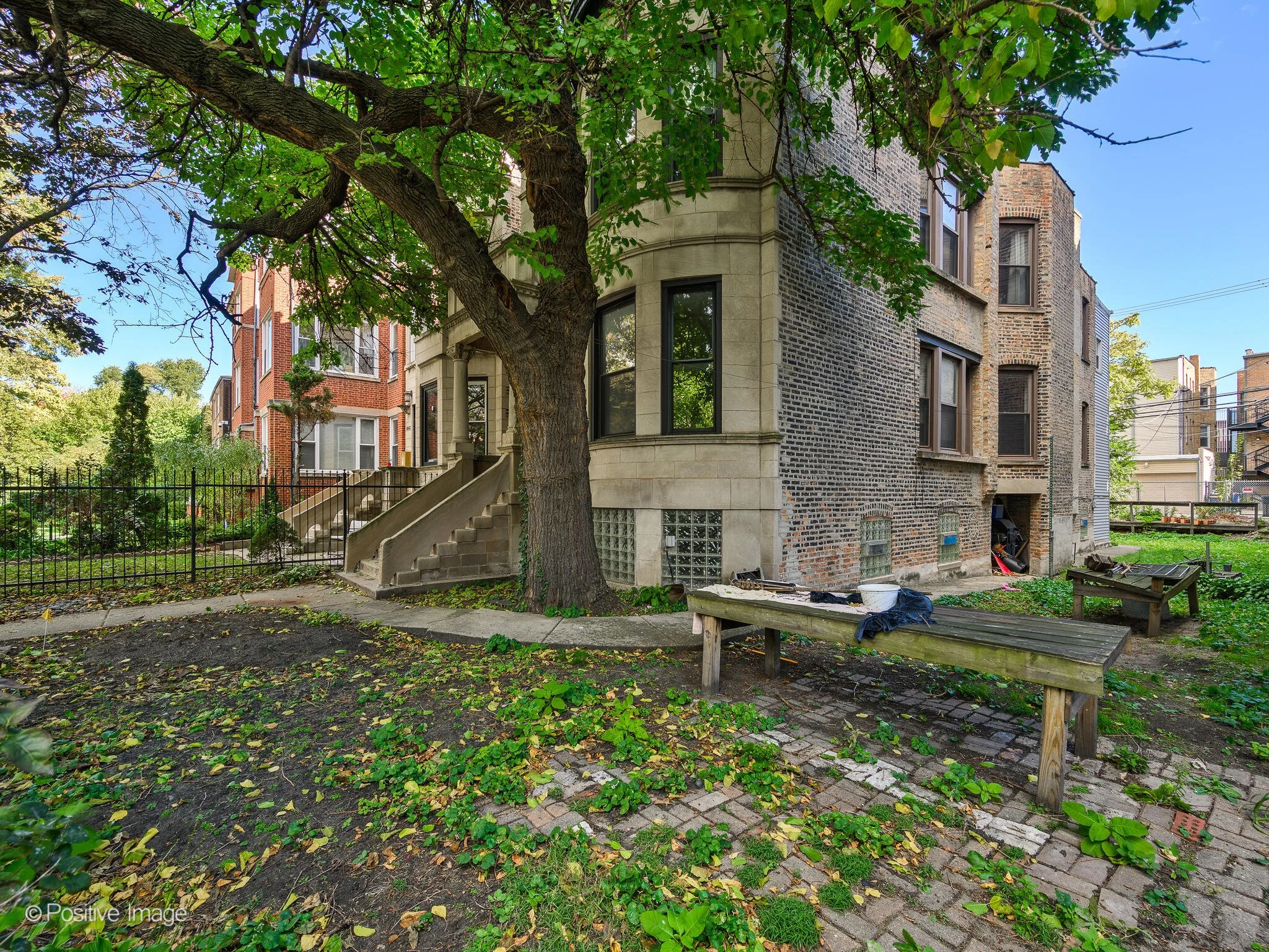 4841 N Kenmore Ave Chicago IL 60640 USA-020-020-0020-MLS_Size.jpg