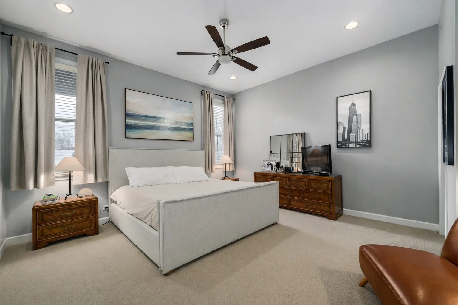 1412 N Hoyne Ave Chicago IL 60622 USA-020-009-0020-MLS.jpg