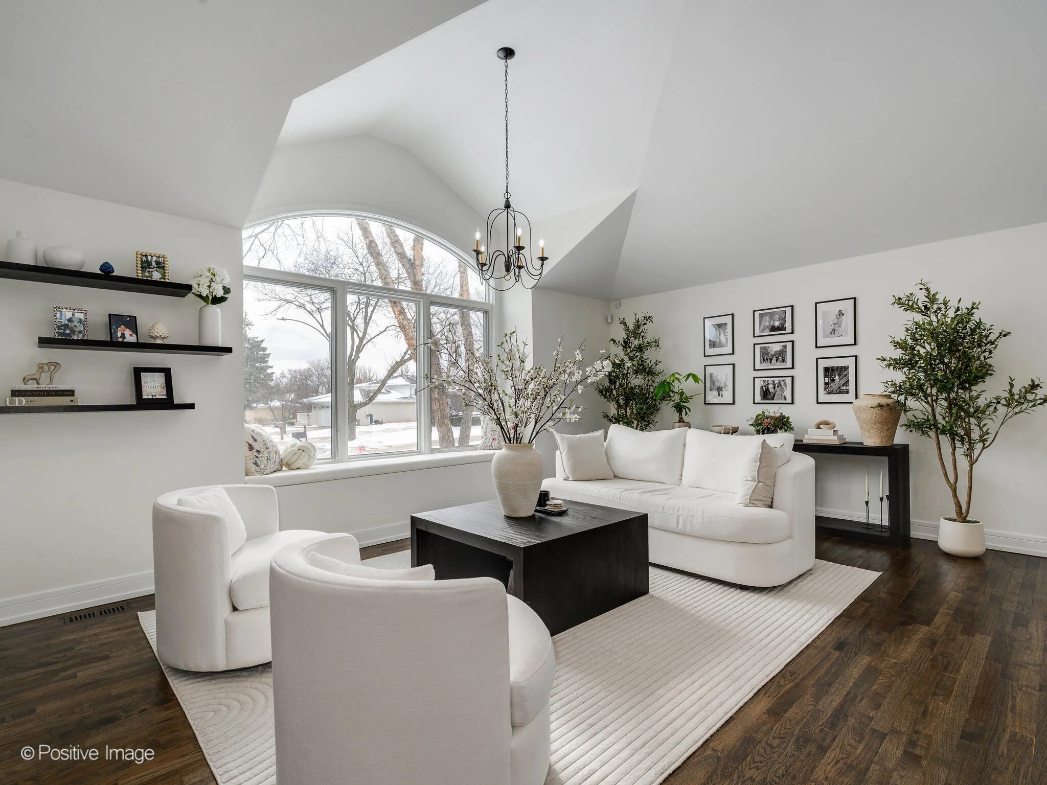 7609 Baker Ct Darien IL 60561 USA-005-018-0005-MLS_Size.jpg