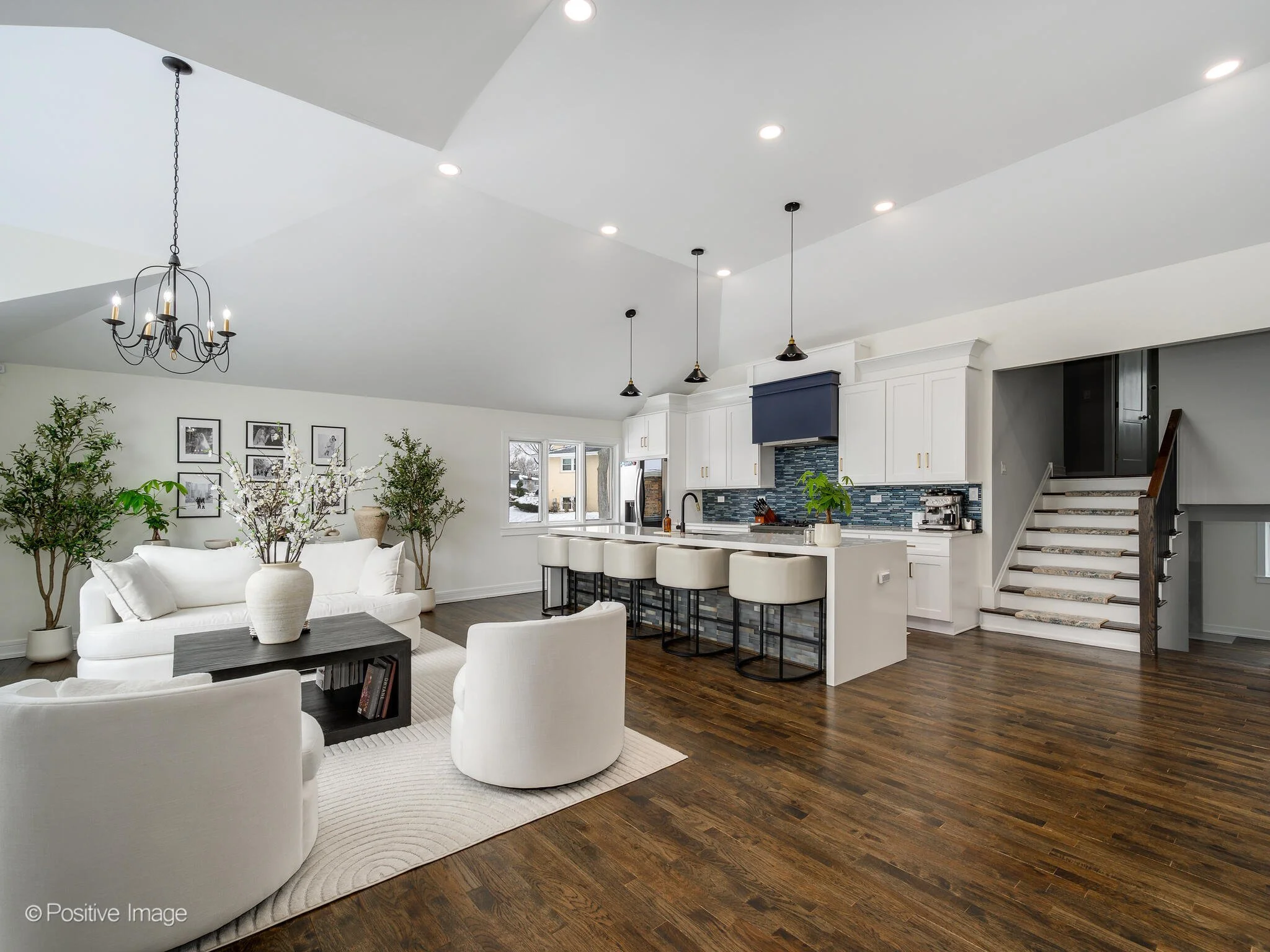 7609 Baker Ct Darien IL 60561 USA-007-028-0007-MLS_Size.jpg