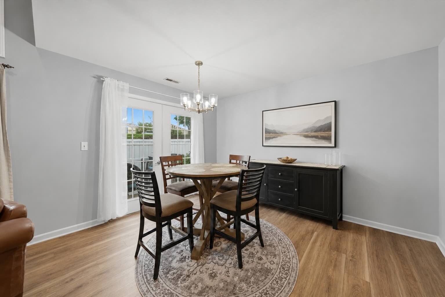 VS - Dining Room.jpg