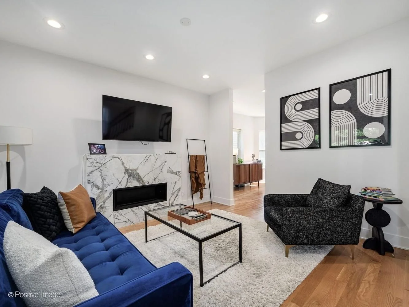 2516 N Campbell 4.jpg