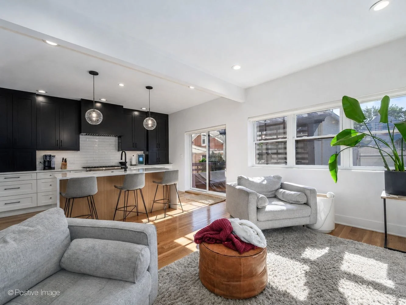 2516 N Campbell 5.jpg