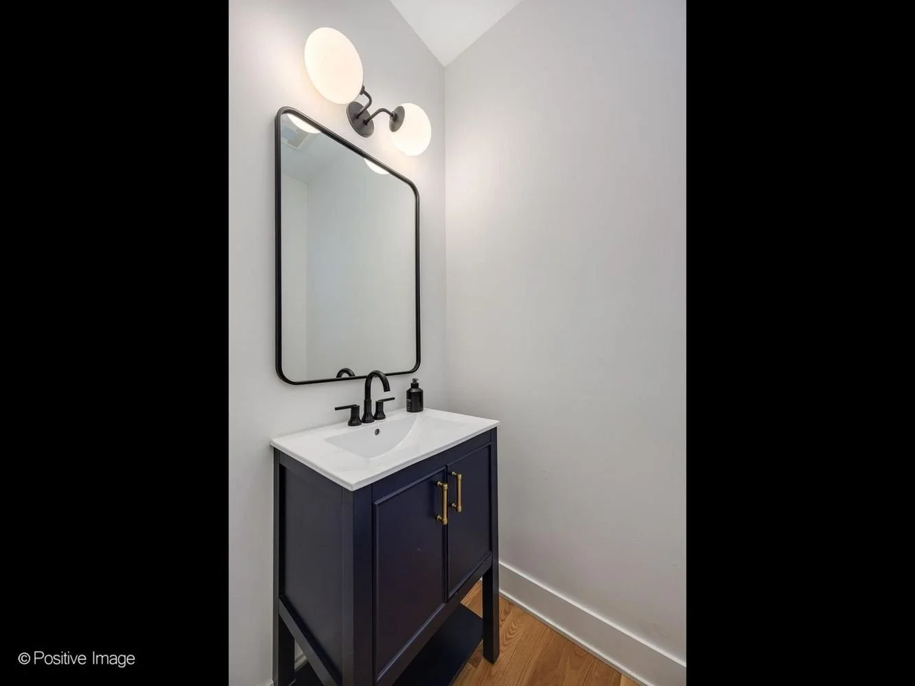 2516 N Campbell 10.jpg