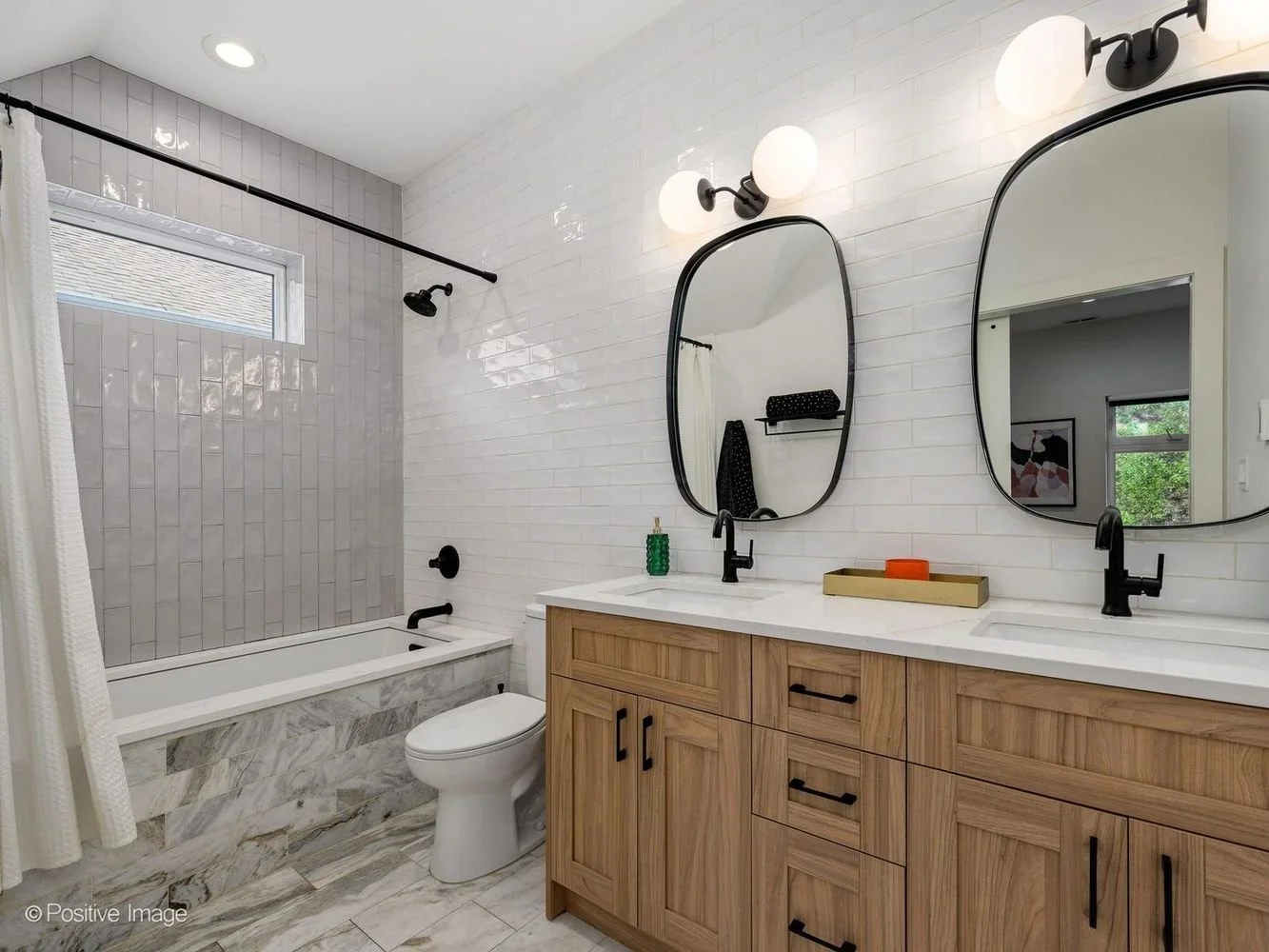 2516 N Campbell 12.jpg