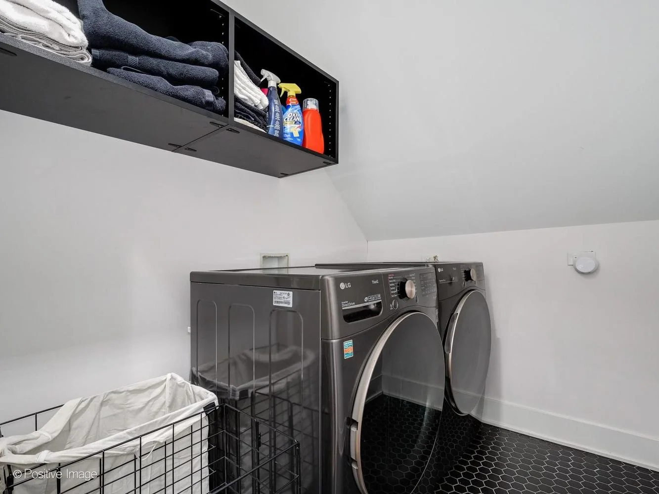 2516 N Campbell 16.jpg