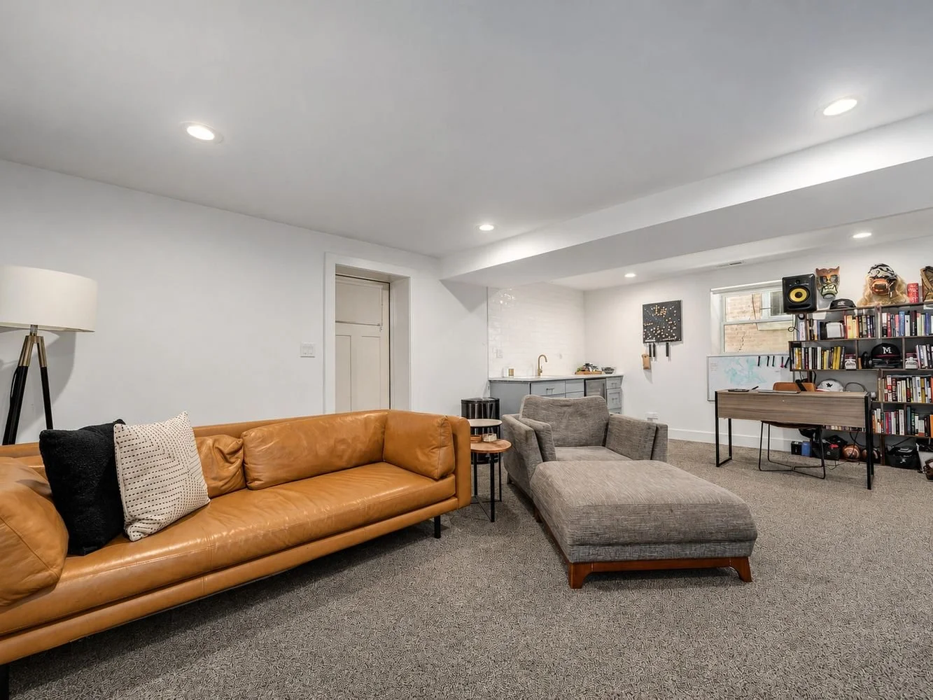 2516 N Campbell 18.jpg