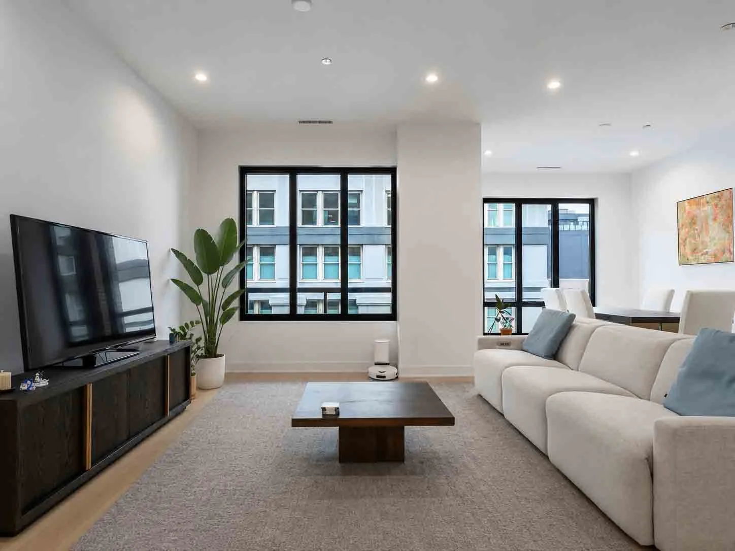 4 - VS - living room 2.jpg